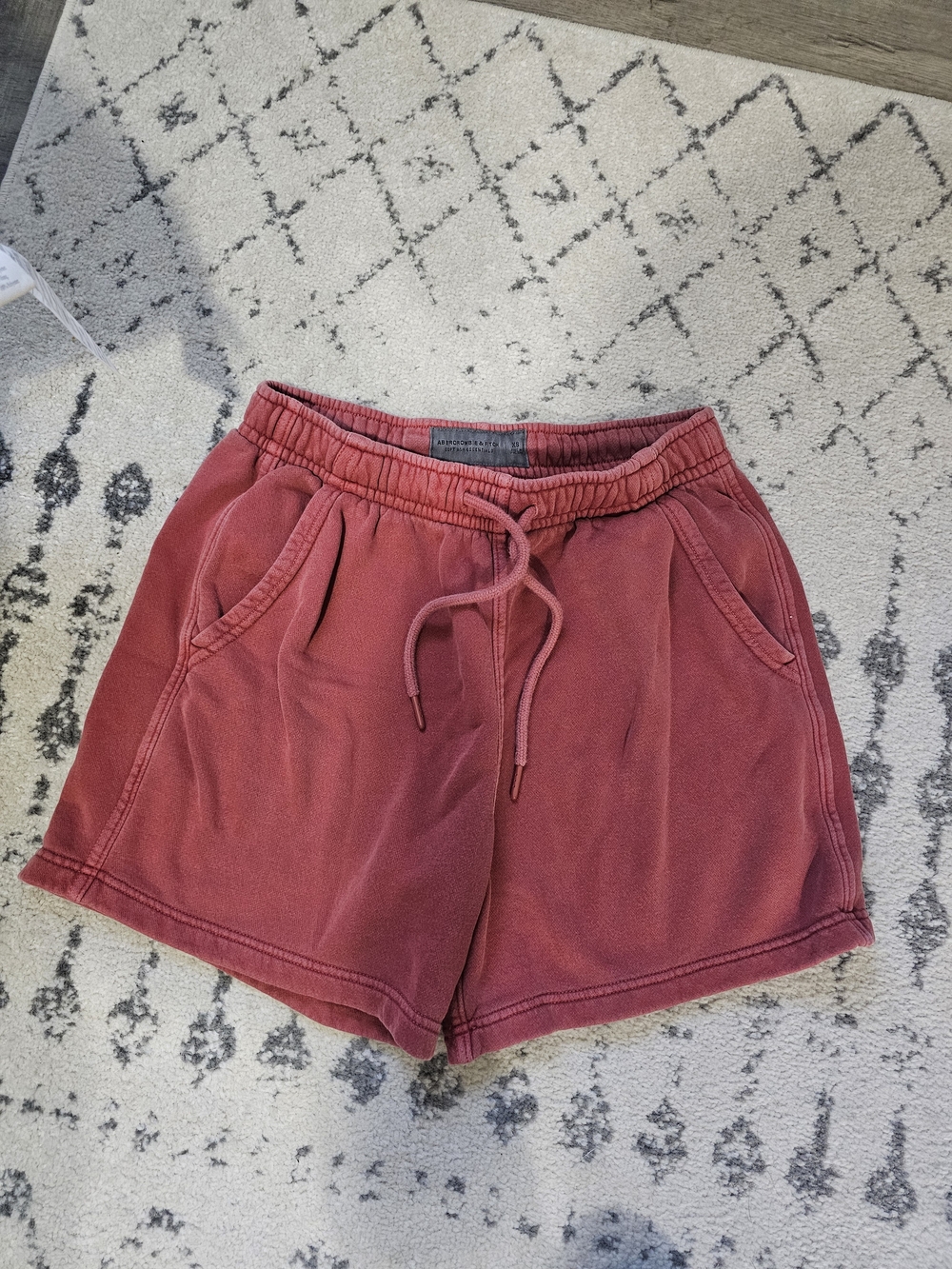 Abercrombie & Fitch Men's Athletic Shorts - Washed Red